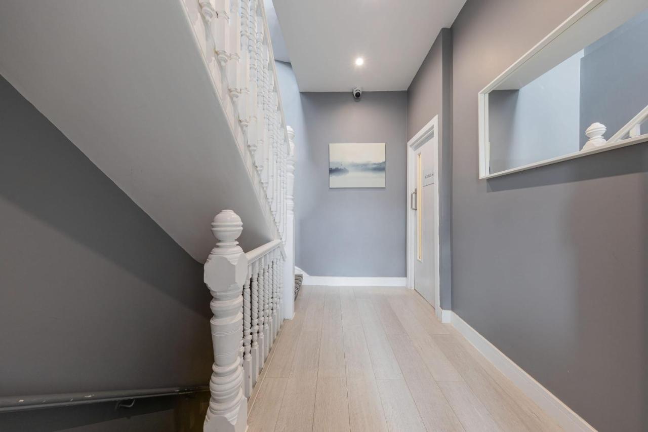 Great Location Service And Stay Double Ensuite Room With Shared Kitchen- 5Mins Walk From Tufnell Park 런던 외부 사진